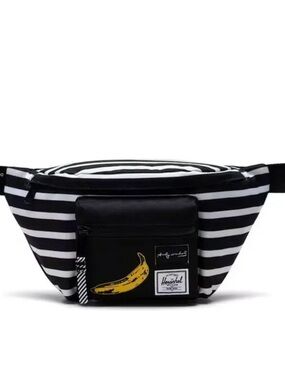 Herschel Seventeen Hip Pack NWT